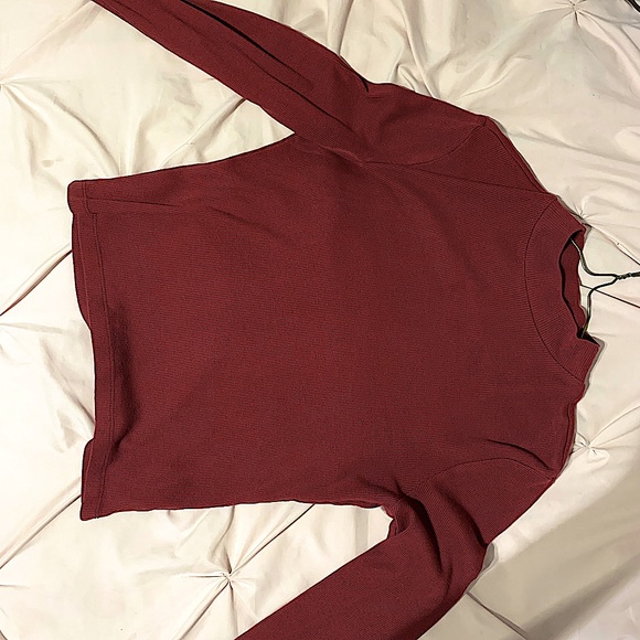 basic burgundy red long sleeve - Picture 2 of 4
